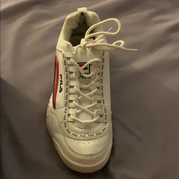 Filas - Picture 2 of 3